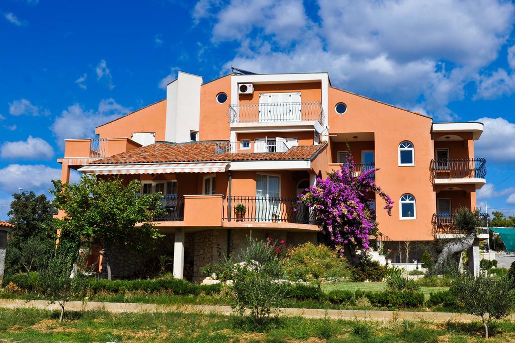 Apartments Poljski Put V Новалья Экстерьер фото